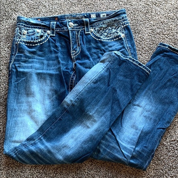 Miss Me Jeans - Picture 1 of 5